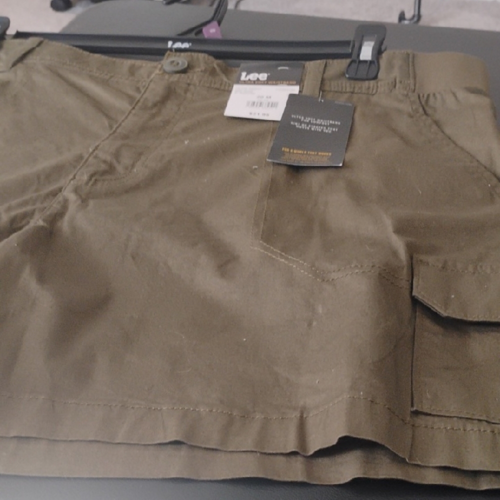 Lee Women's Khaki Cargo Shorts